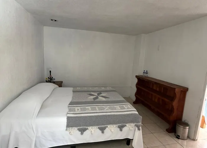 Anys Hostal 2* Mexico City